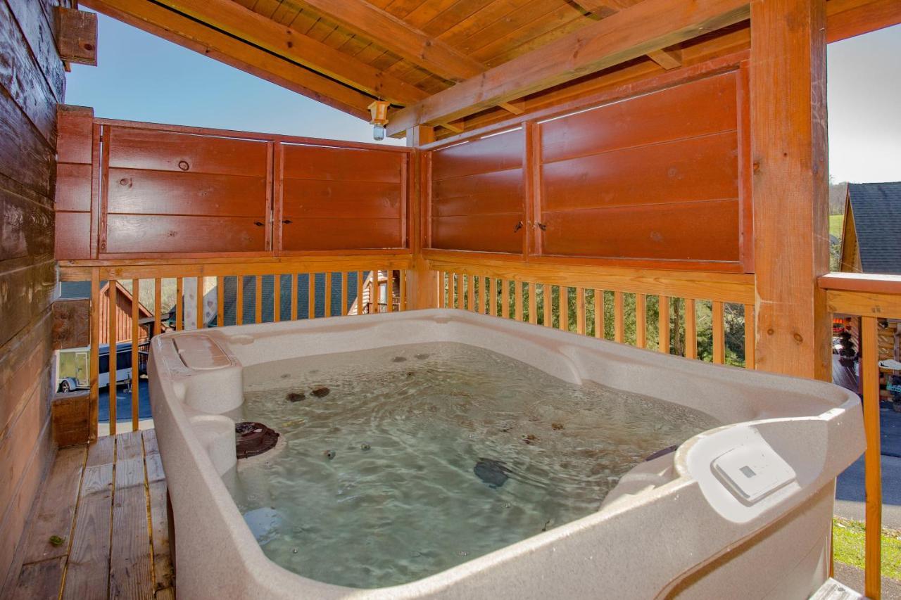 Highland Dream, Hot Tub, 1089 Free Tickets Each Paid Day, Dollywood And More Sevierville Kültér fotó